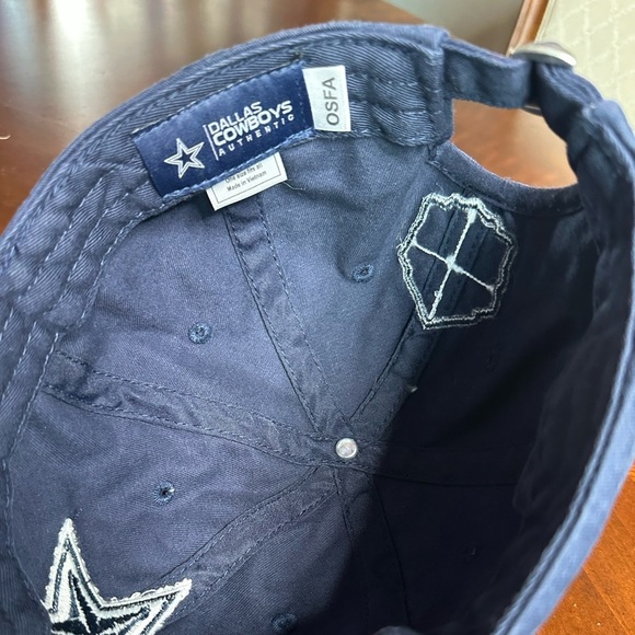 Dallas Cowboys Hall of Fame Blue Star Embroidered Cap - Picture 2 of 7